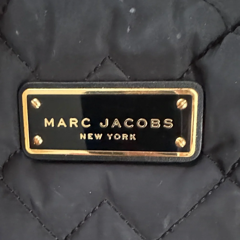 Marc Jacobs Quilted Black Pouch - Picture 9 of 9